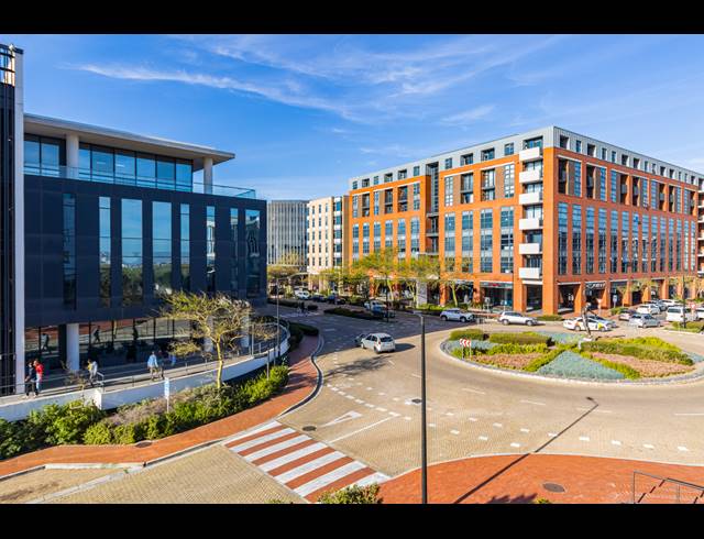 2 BEDROOM APARTMENT FOR SALE IN CENTURY CITY